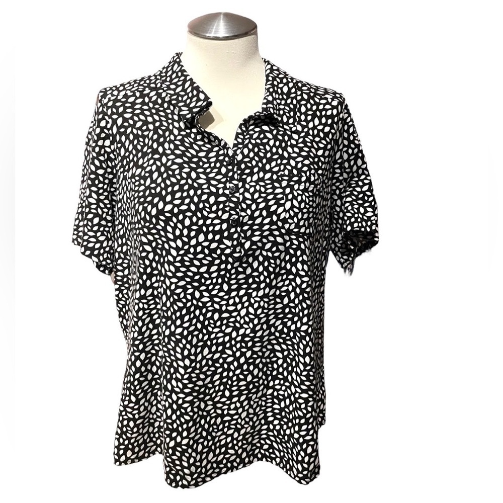 S & Co Black White Leaf Floral Polo Top 2X